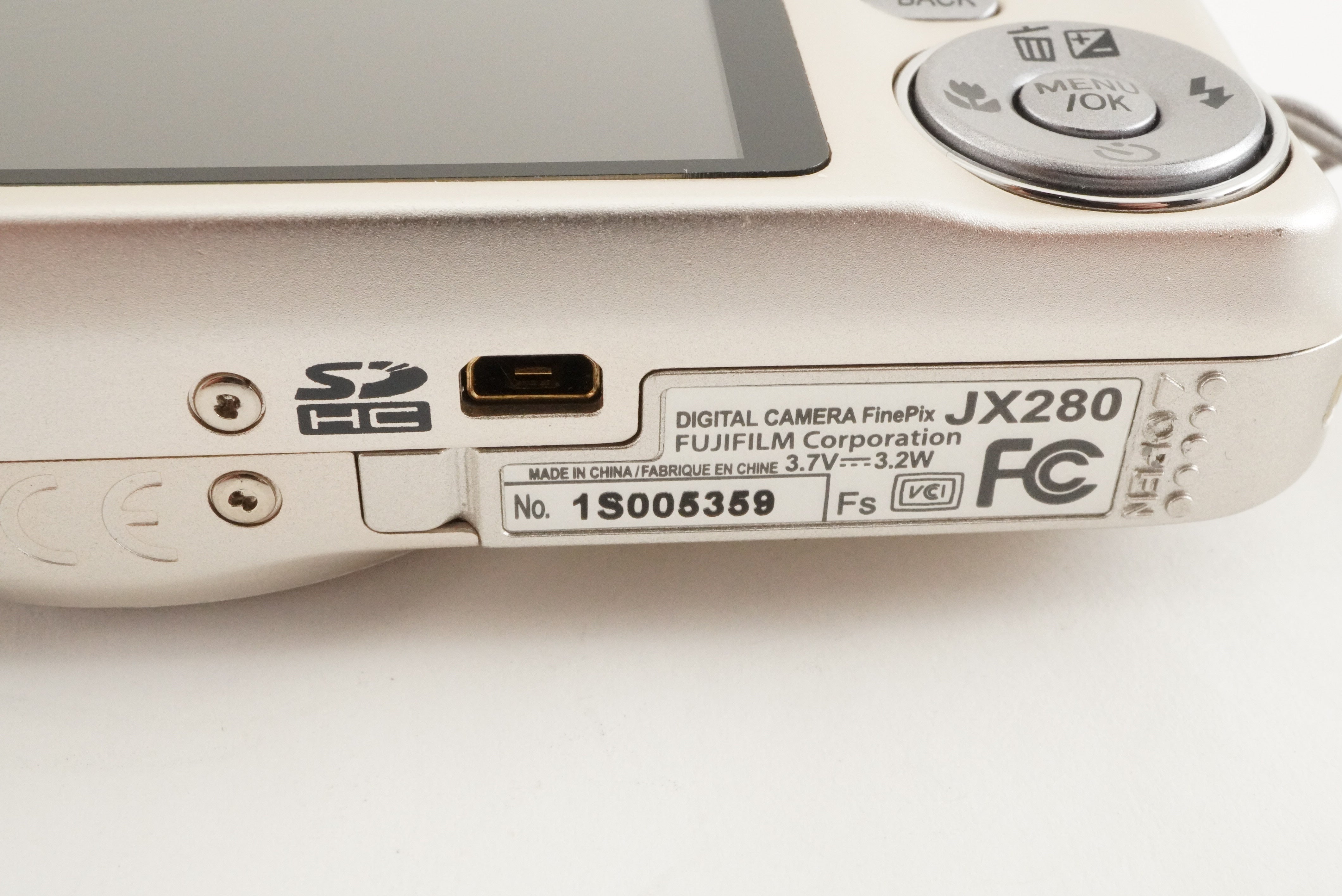 FUJIFILM FINEPIX JX280 Silver With 4GB SDHC Card Digital FUJIFILM FINEPIX JX280 Silver With 4GB SDHC Card Digital