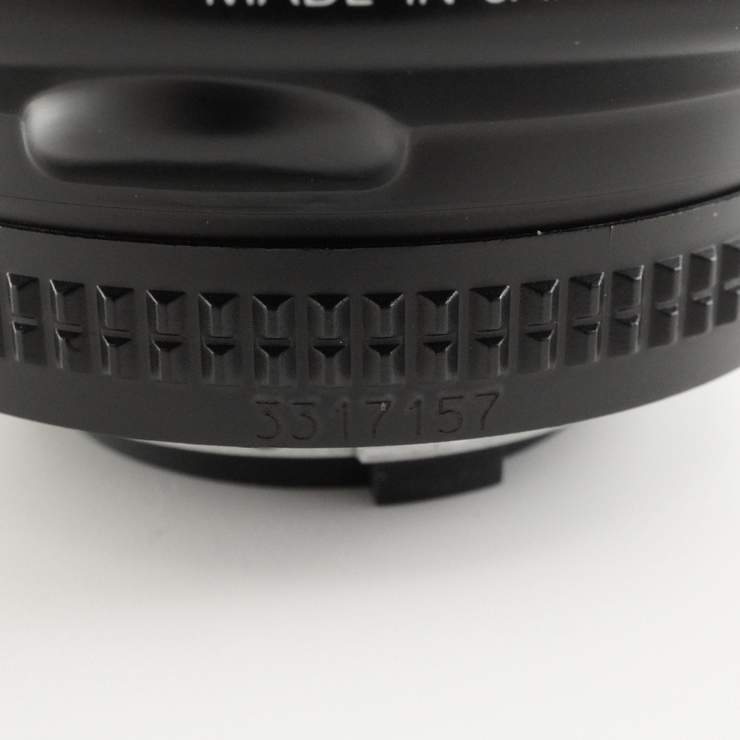 Nikon AF MICRO NIKKOR 105mm F2.8 D With Case CP-9 AF MACRO Lens from Japan #4360