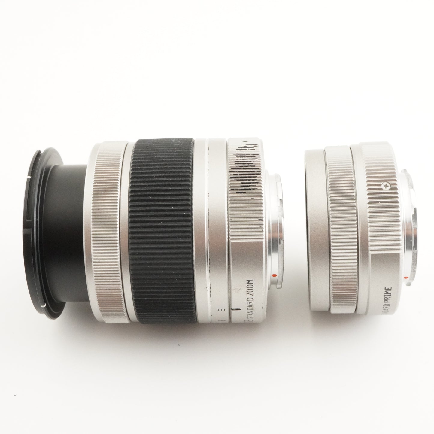 [S/C 2,733] PENTAX Q White + 8.5mm F1.9 + 5-15mm + 4GB SD Card from Japan #4318