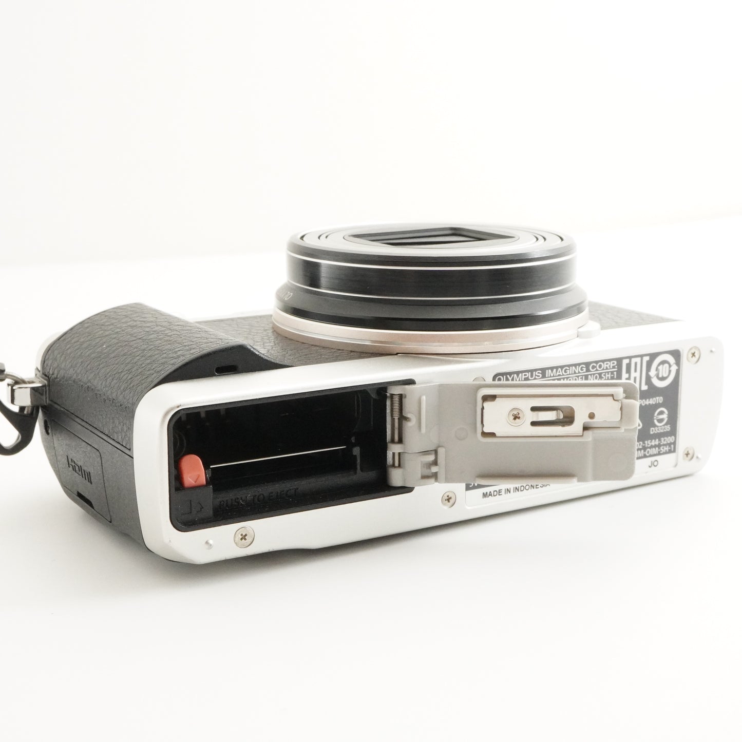 OLYMPUS STYLUS SH-1 Silver With 4GB SDHC Card Digital Camera from Japan #4351