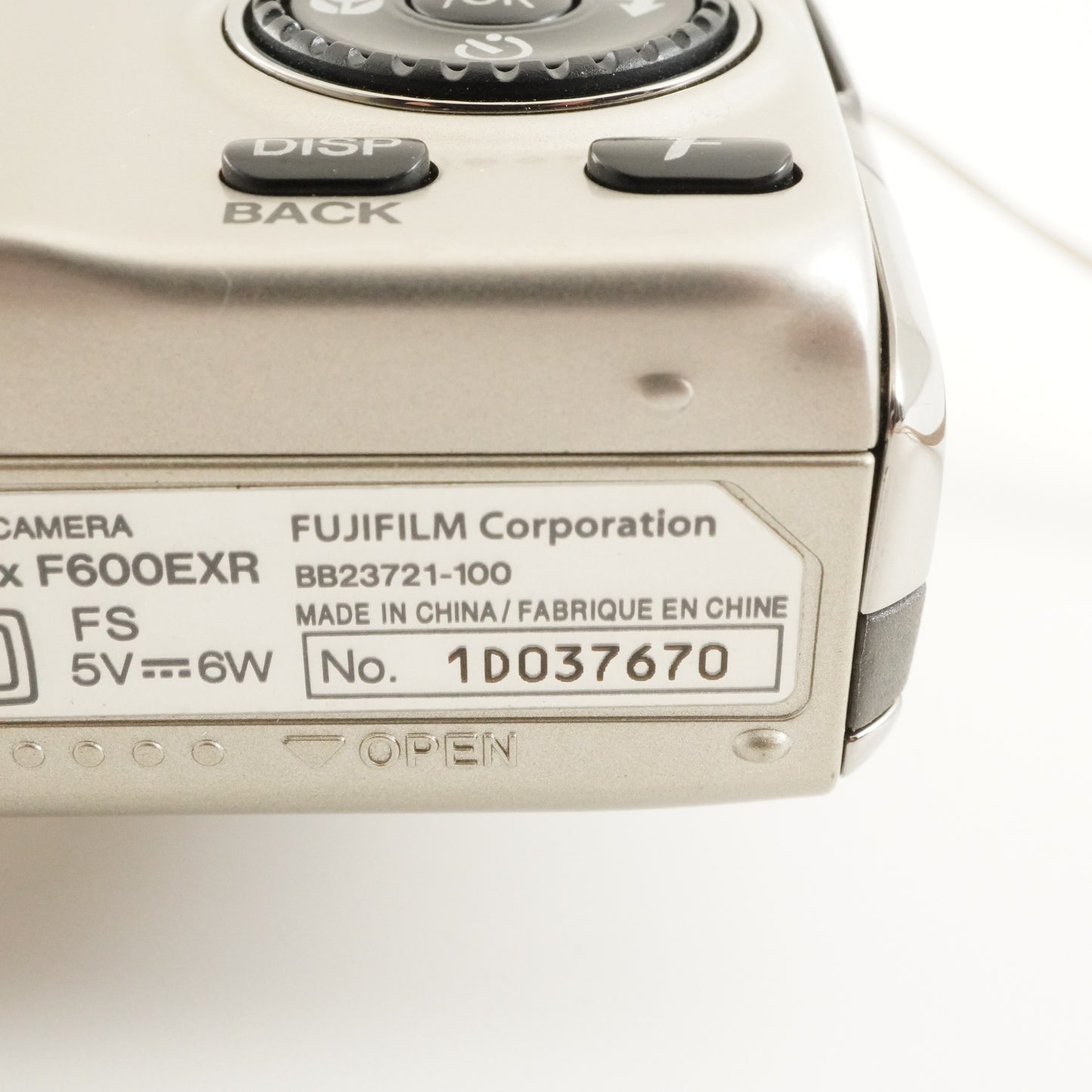 FUJIFILM FINEPIX F600 EXR Gold + 4GB SDHC Card Digital Camera from Japan #6921