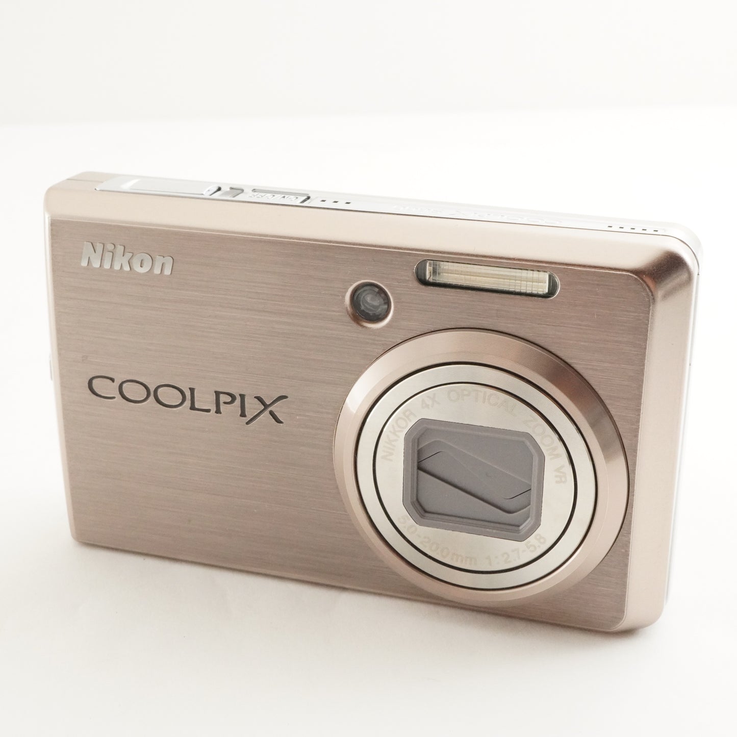 Nikon COOLPIX S600 Gold With 4GB SDHC Card Digital Camera from Japan #2847