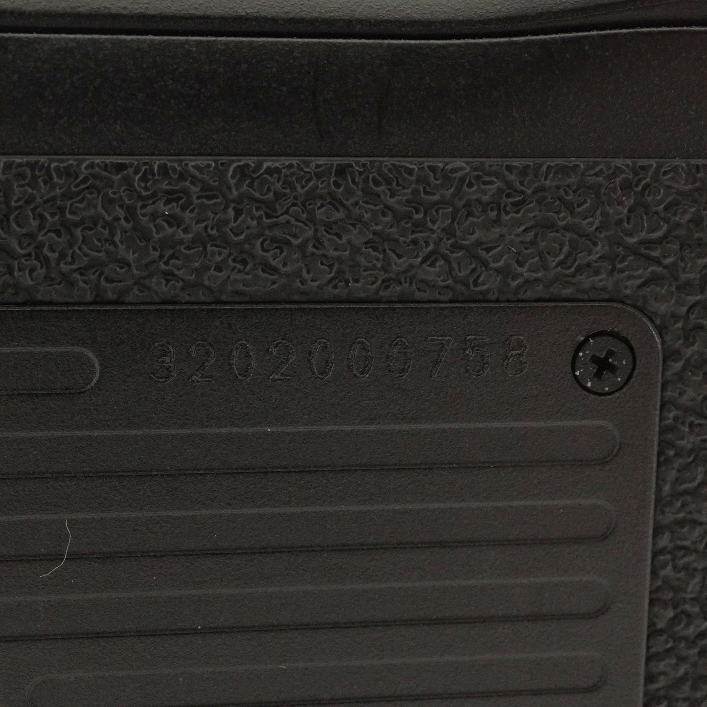 [4,463 Shots] Canon EOS 7D + Battery Grip BG-E7 DSLR Camera from Japan #7487
