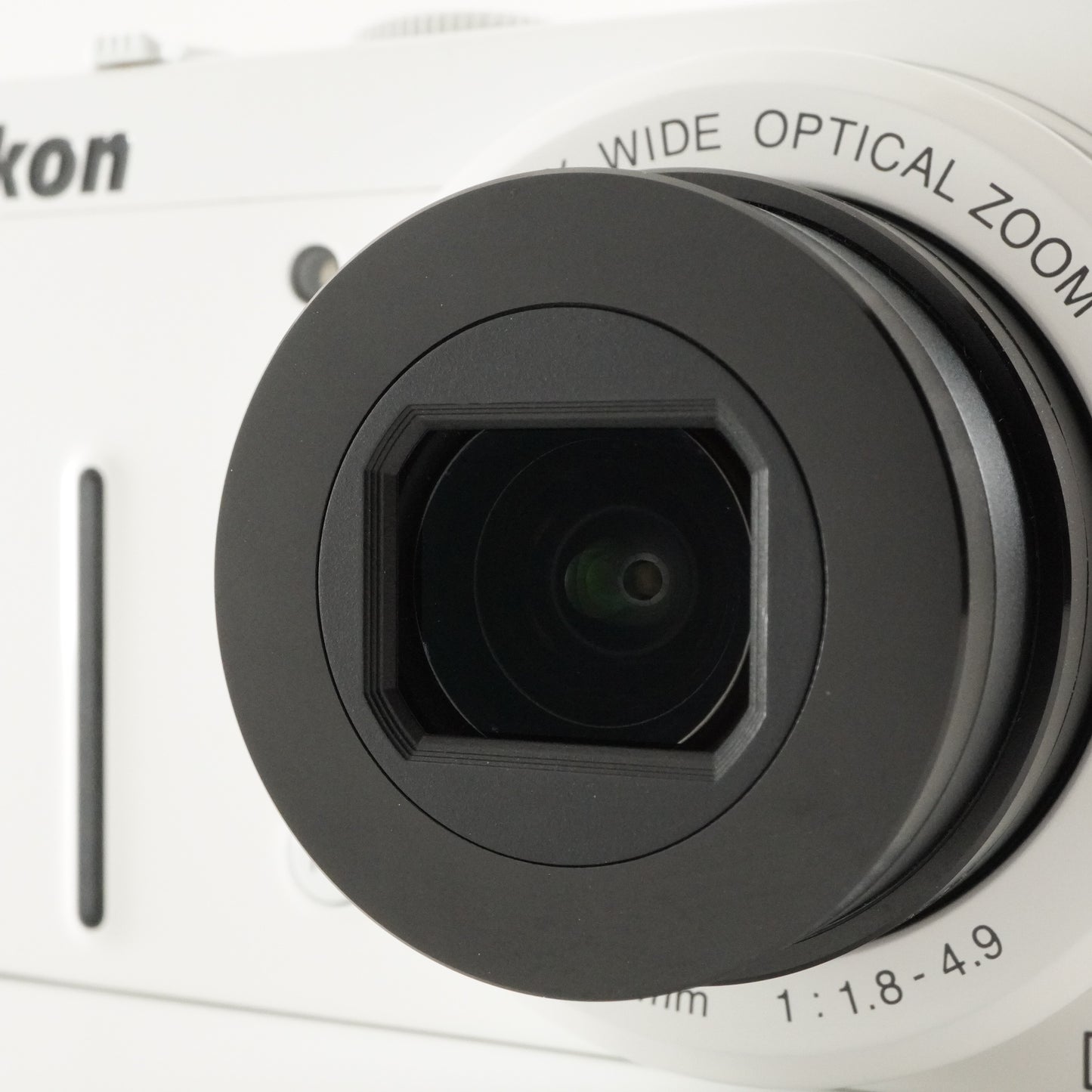 Nikon COOLPIX P310 White With 4GB SDHC Card from Japan #5899