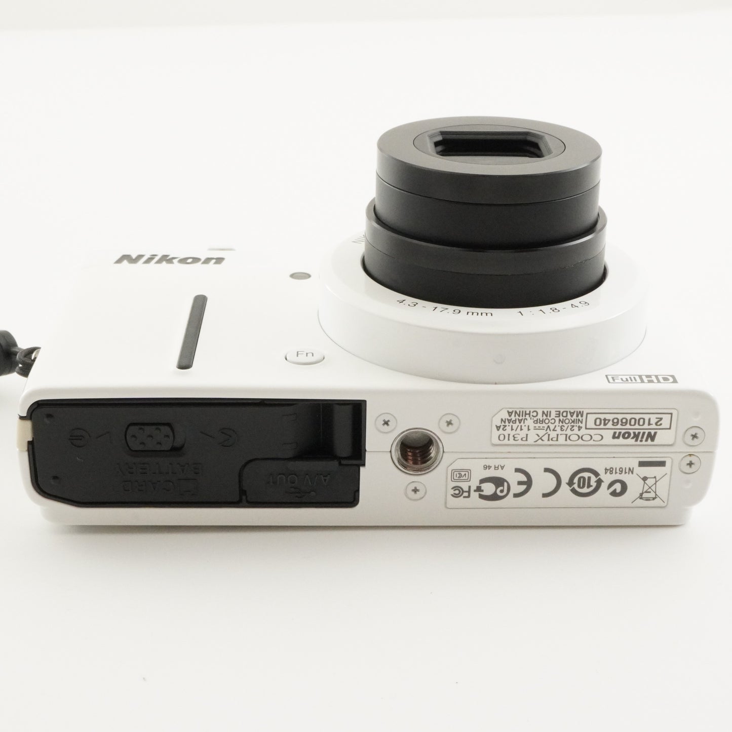 Nikon COOLPIX P310 White With 4GB SDHC Card from Japan #5899