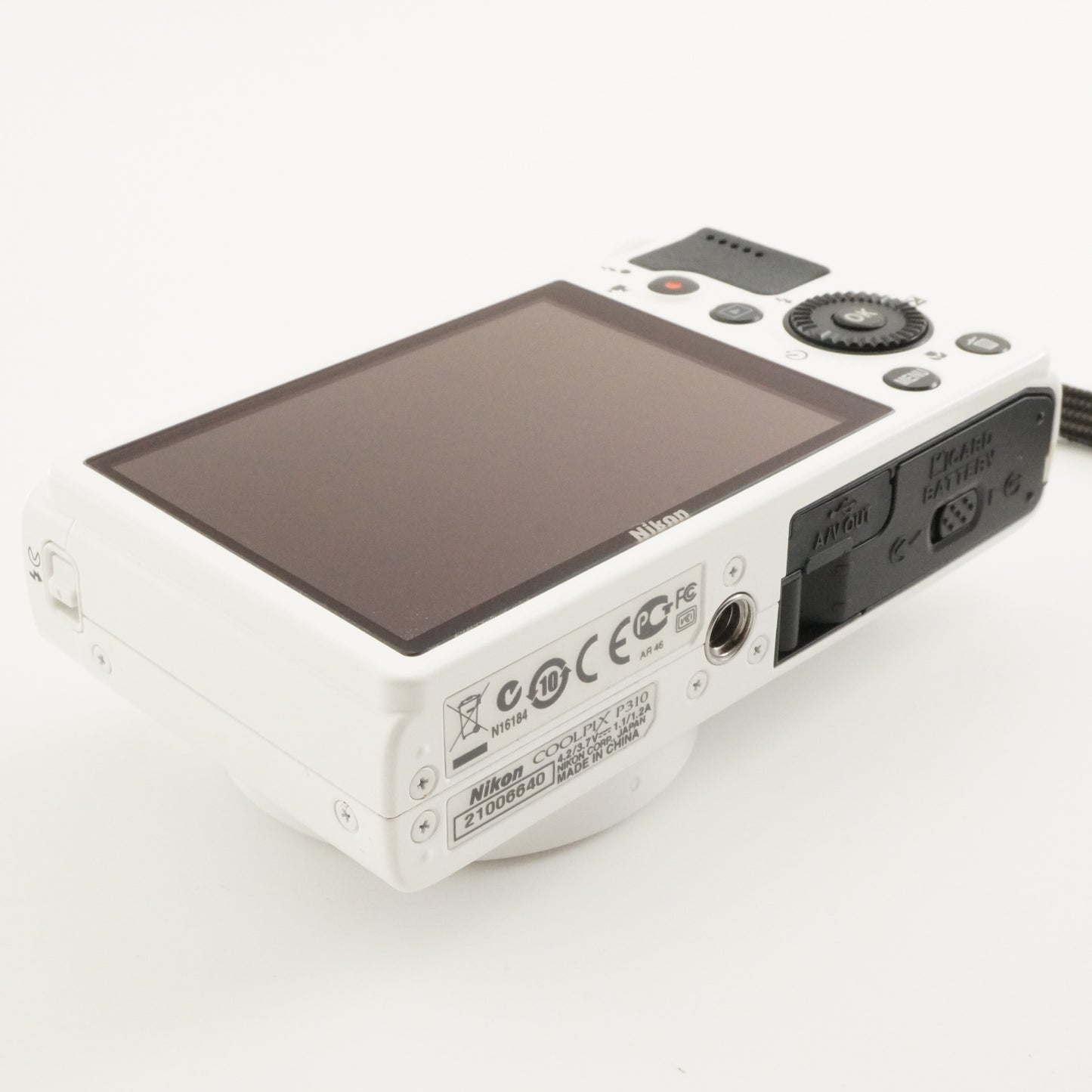 Nikon COOLPIX P310 White With 4GB SDHC Card from Japan #5899