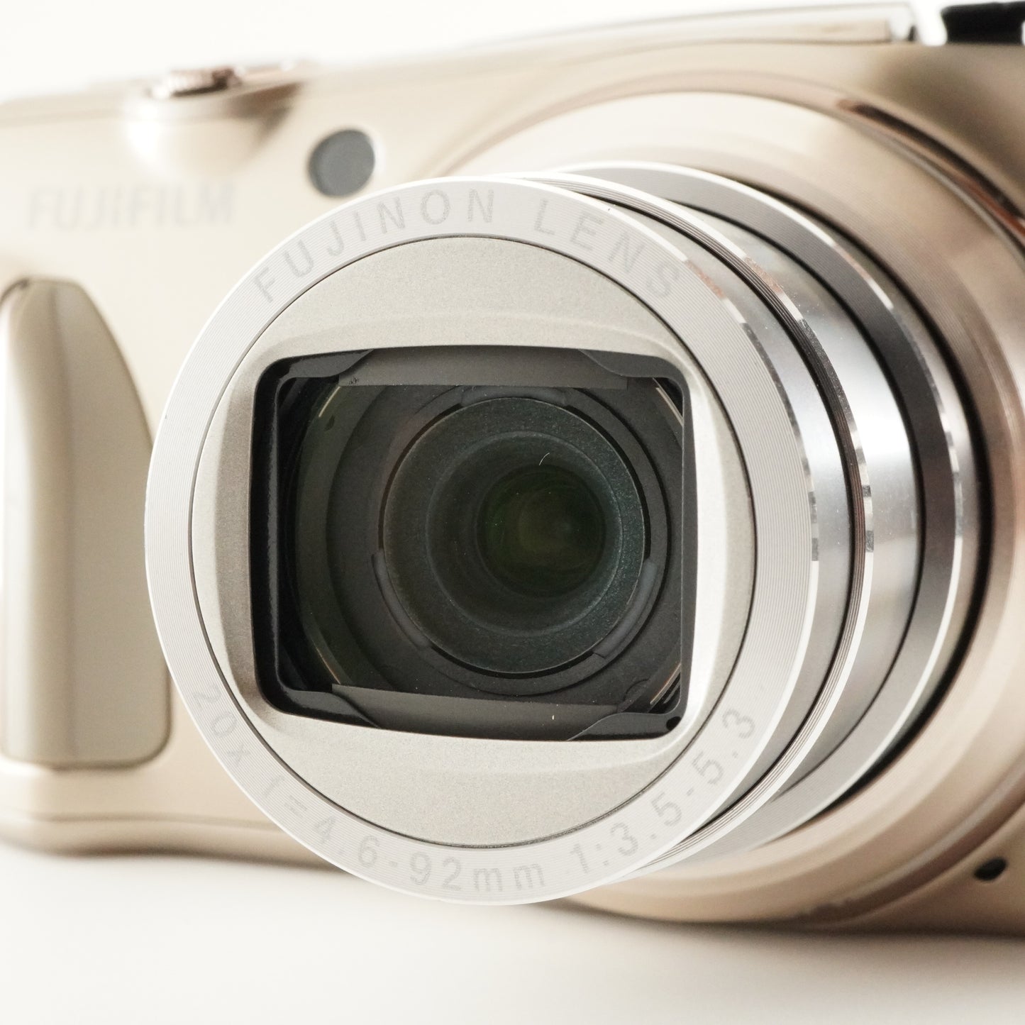 FUJIFILM FinePix F1000 EXR Gold + 4GB SDHC Card Digital Camera from Japan #7510