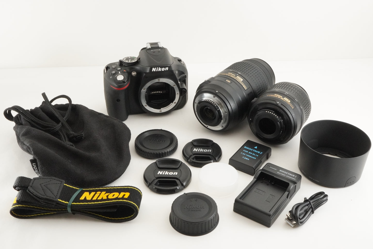 [S/C  2,399] Nikon D5200 + AF-S 18-55mm + 55-300mm & 16GB SDHC from Japan #1643