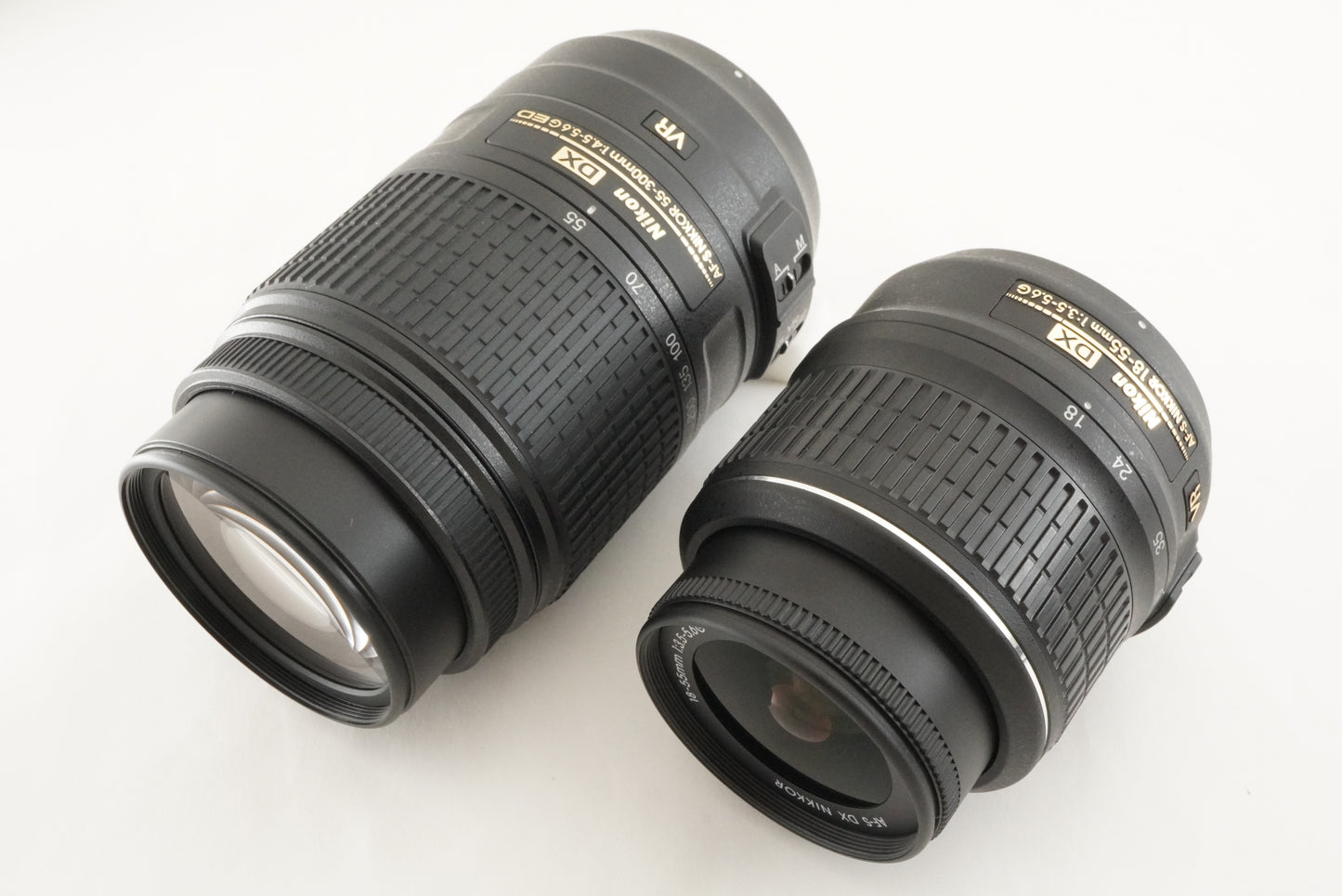 [S/C  2,399] Nikon D5200 + AF-S 18-55mm + 55-300mm & 16GB SDHC from Japan #1643