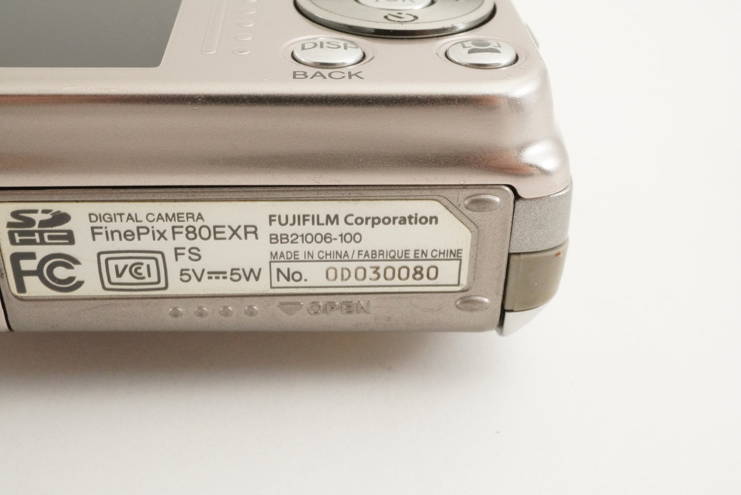 FUJIFILM FINEPIX F80 EXR Silver & 4GB SDHC Card Digital Camera from Japan #1775