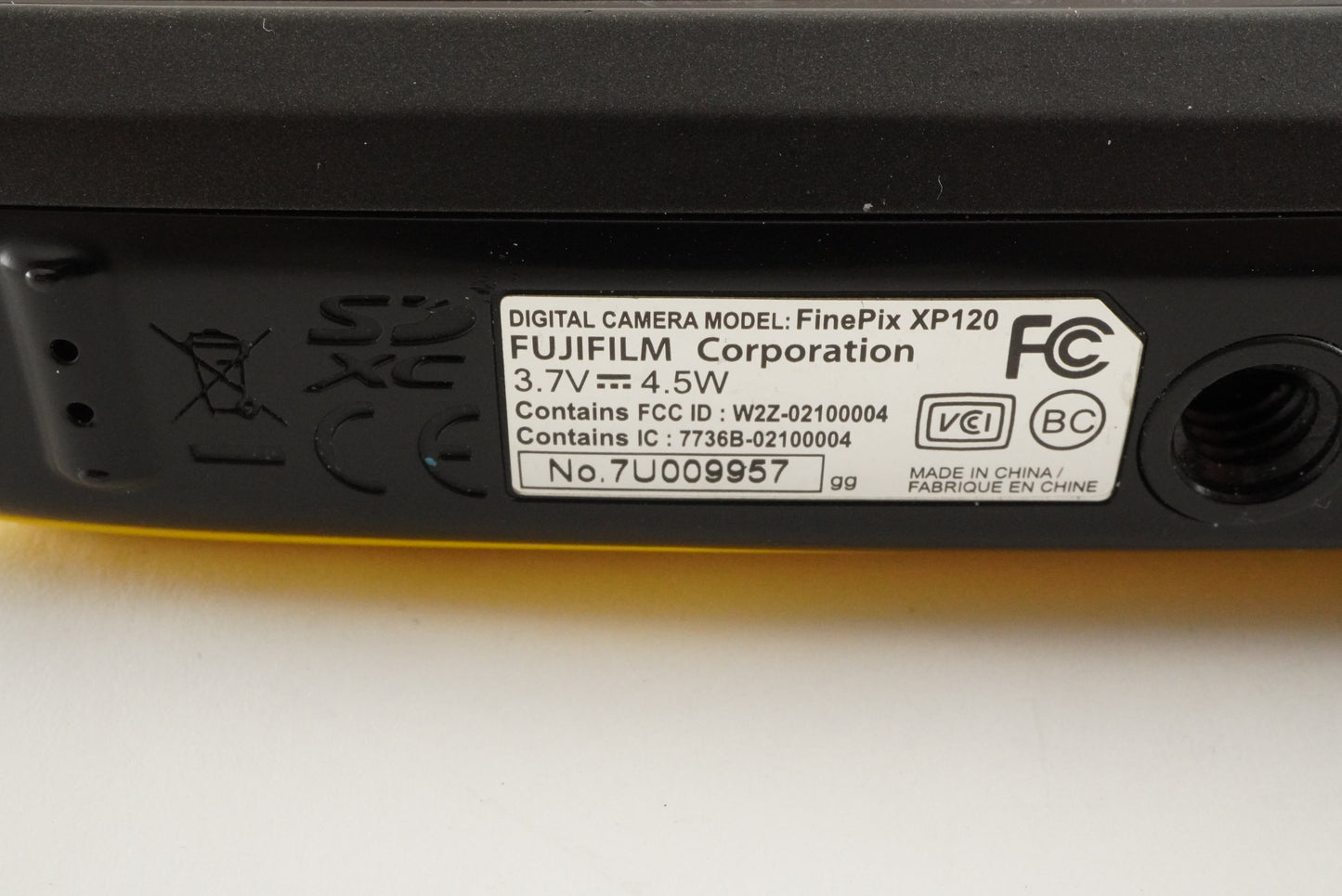 FUJIFILM FinePix XP120 Yellow With 4GB SDHC Card Digital Camera from Japan #1768