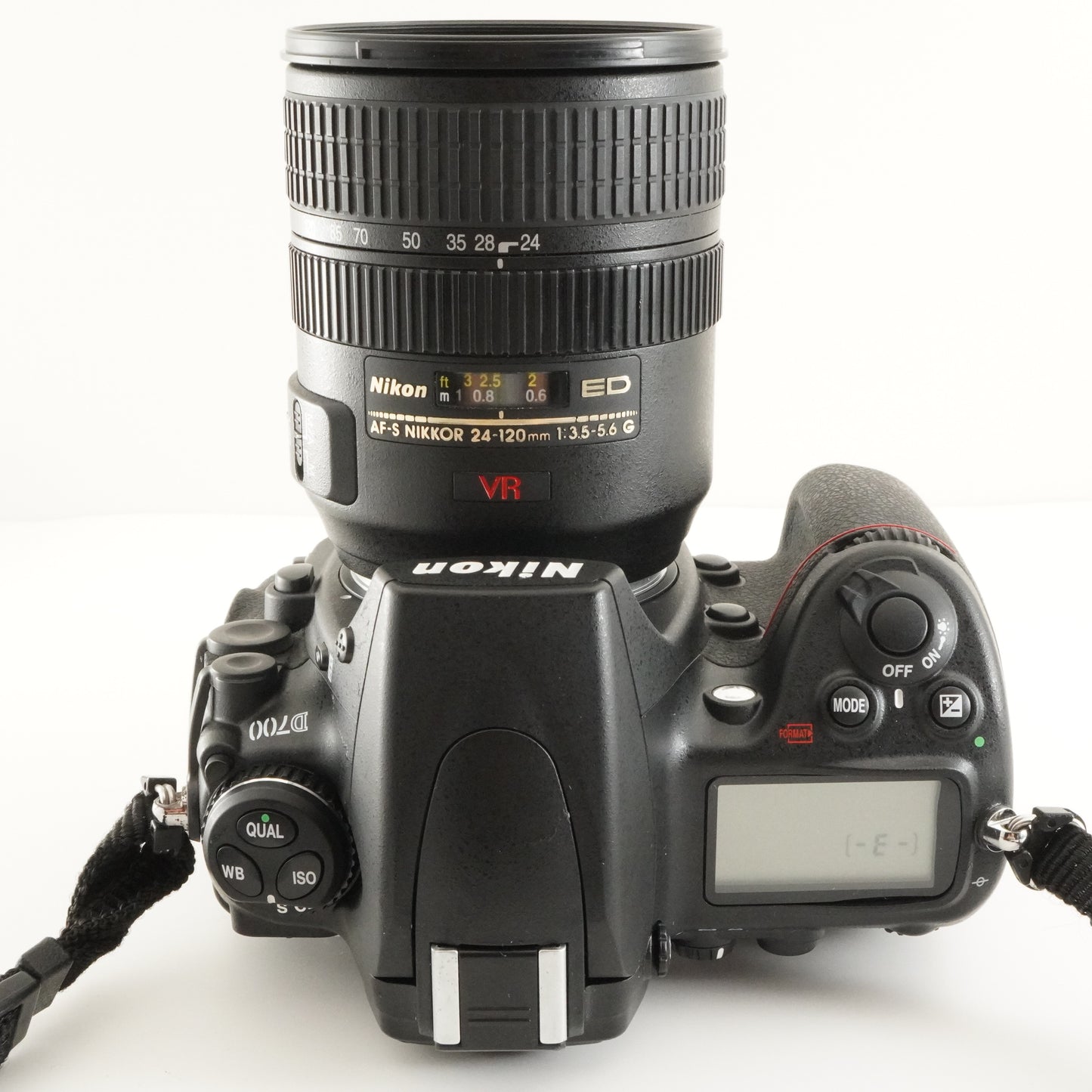[Only 783 Shots] Nikon D700 + AF-S 24-120mm VR + With Case from Japan #7584