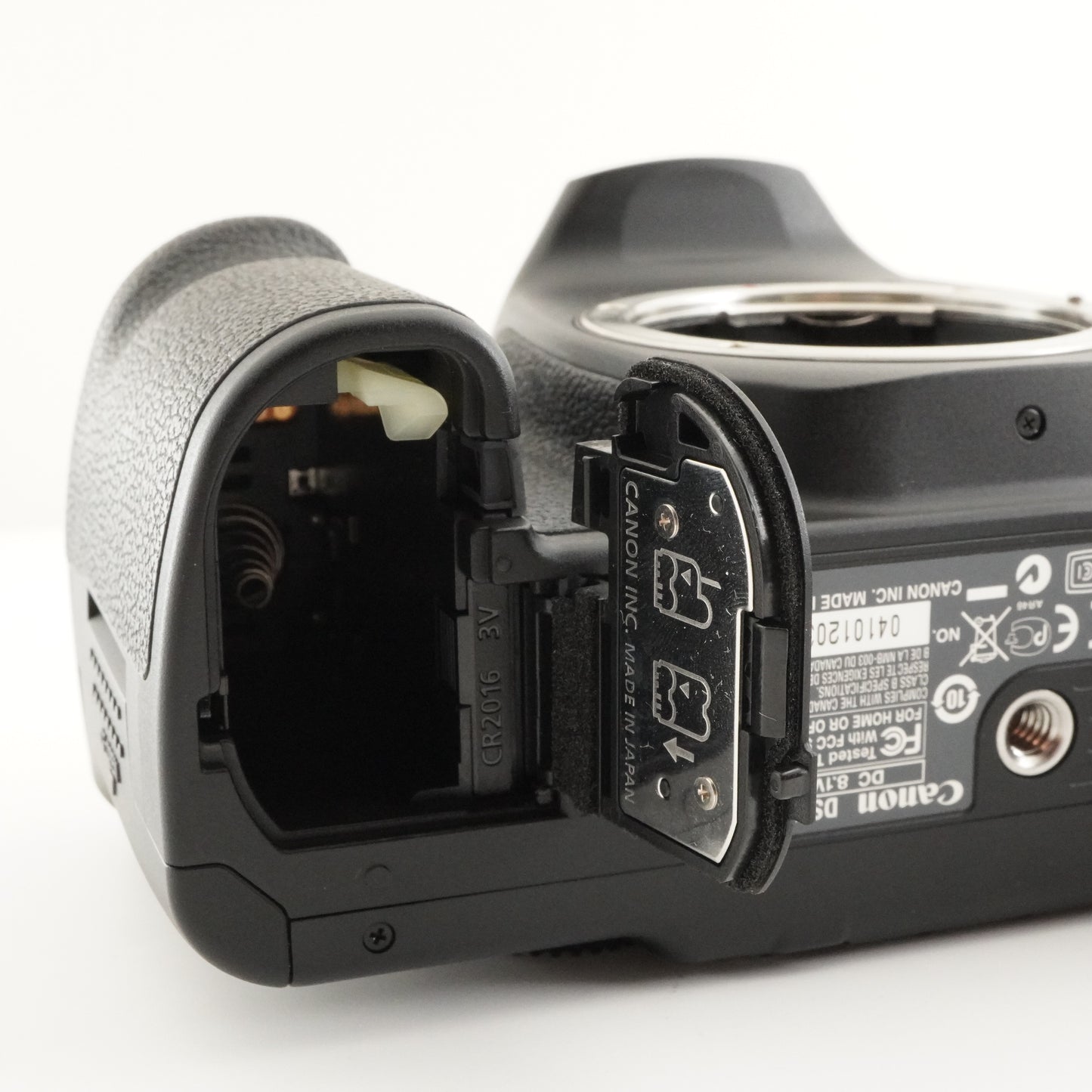 [1,231 Shots] Canon EOS 40D In Box + BG-E2N + EF-S 18-55mm IS from Japan #6211