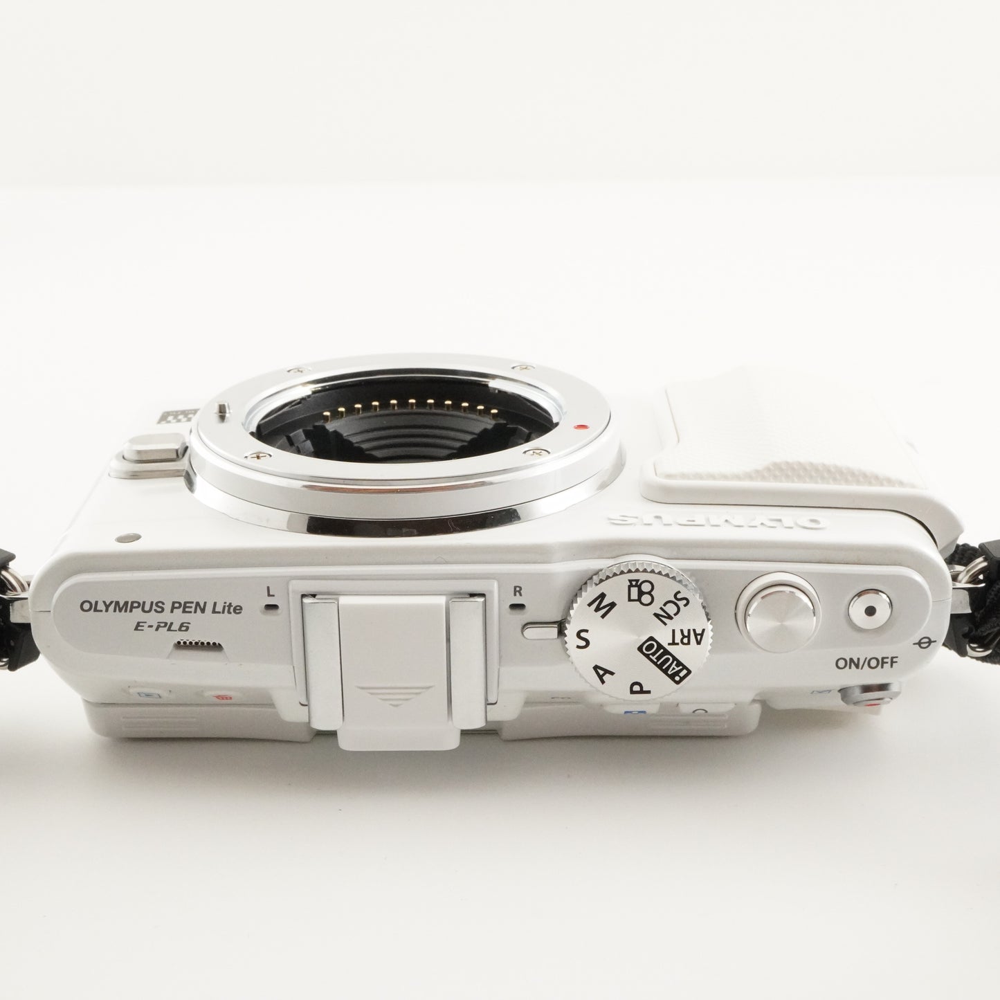 [Only 115 Shots] OLYMPUS E-PL6 White + 14-42mm + 40-150 In Box from Japan #6472