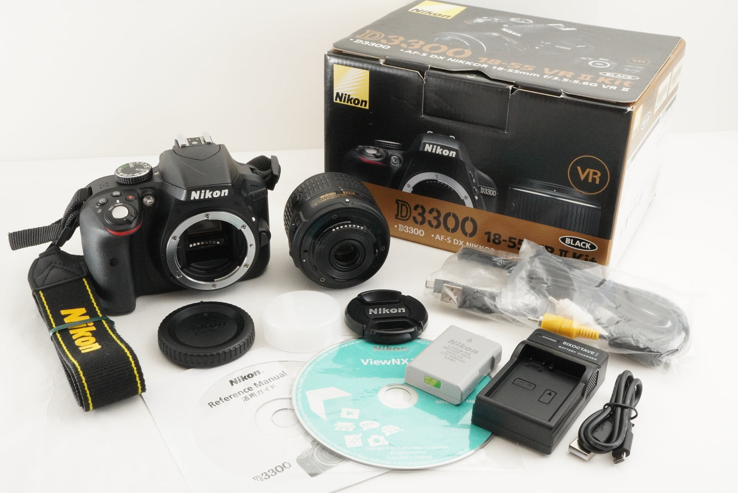 [S/C 1,301] Nikon D3300 + AF-S 18-55mm F3.5-5.6 G II VR In Box from Japan #1864