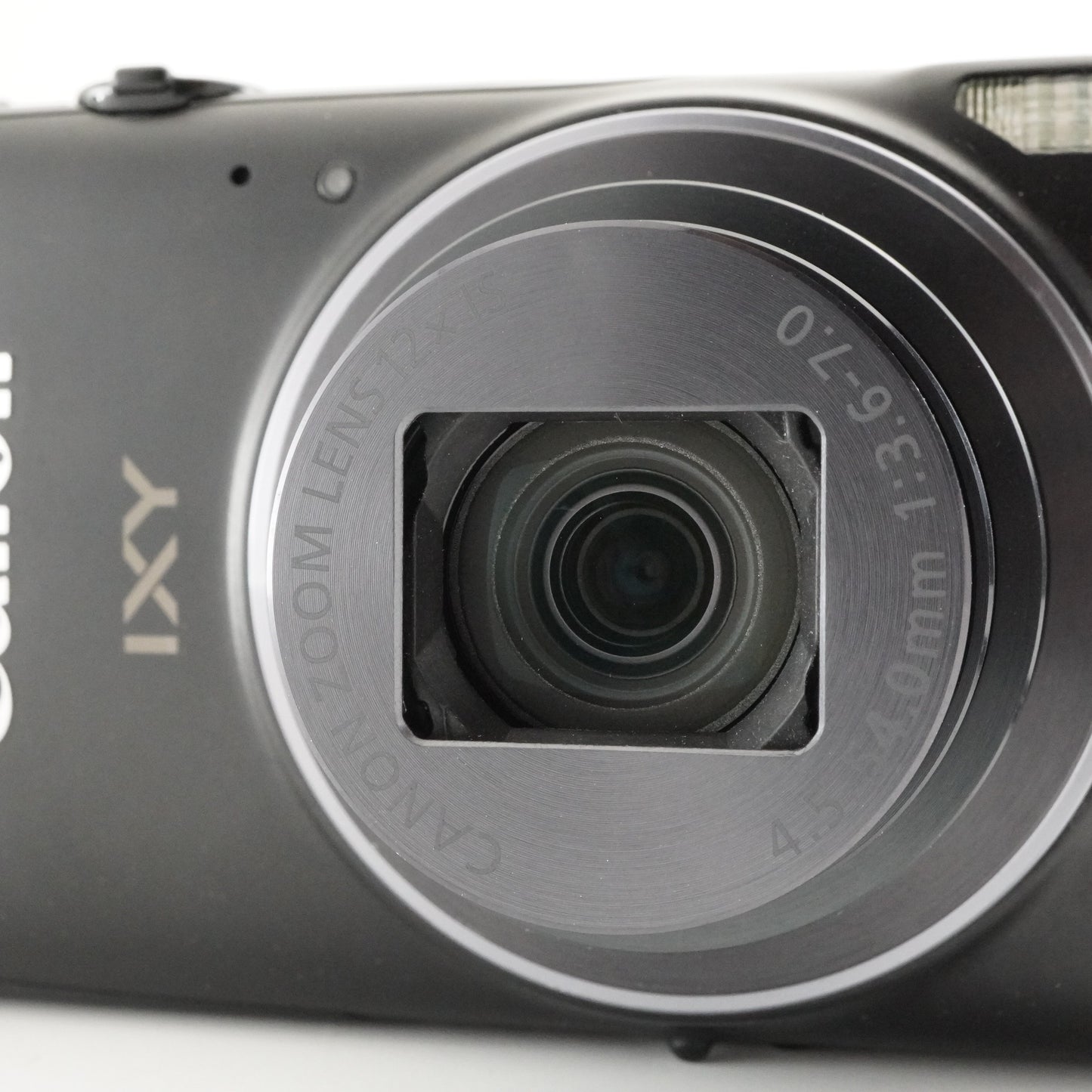 Canon IXY 640 Black With 4GB SDHC Card Compact Digital Camera from Japan #4655