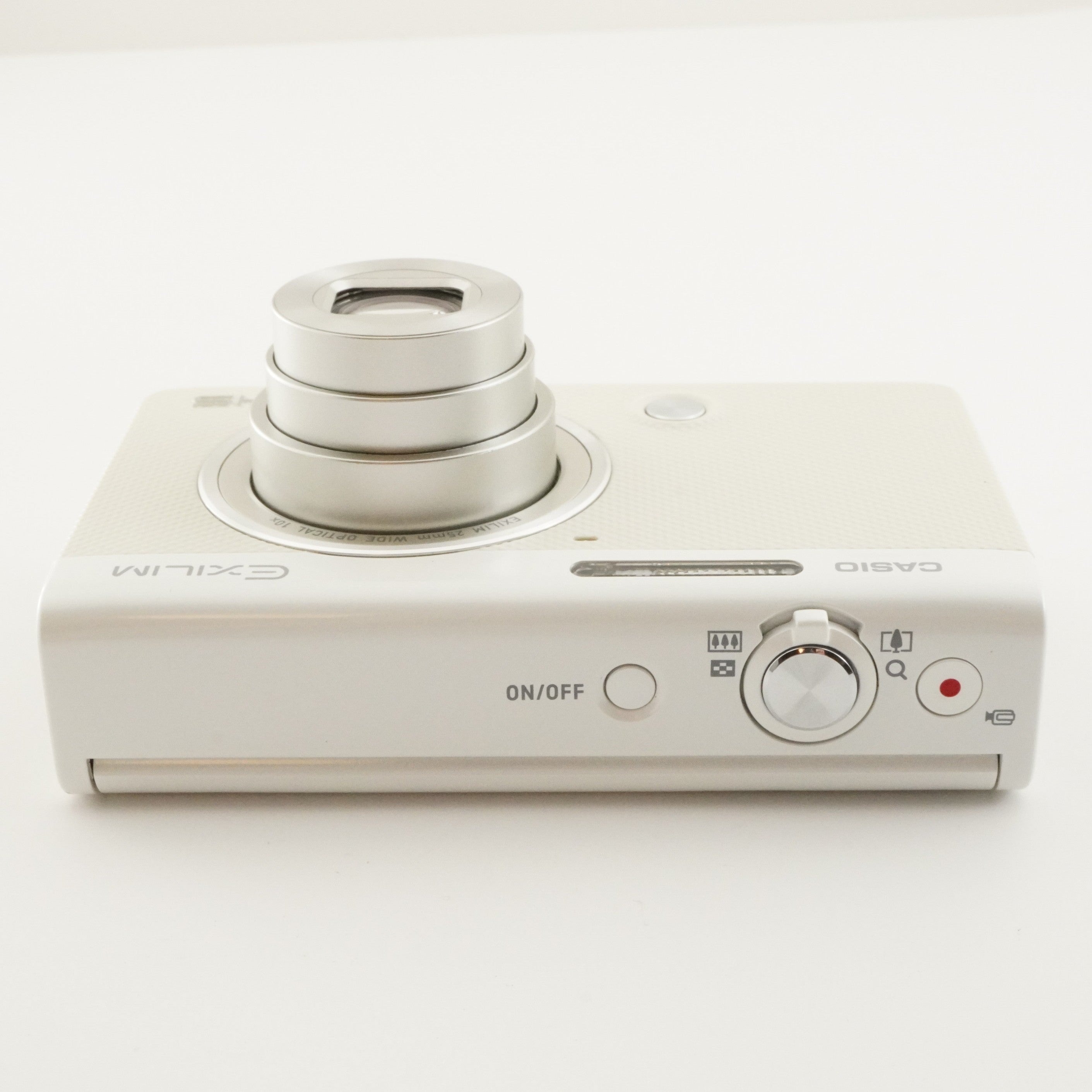 CASIO EXILIM EX-ZR50 White In Box With 4GB SDHC Card from