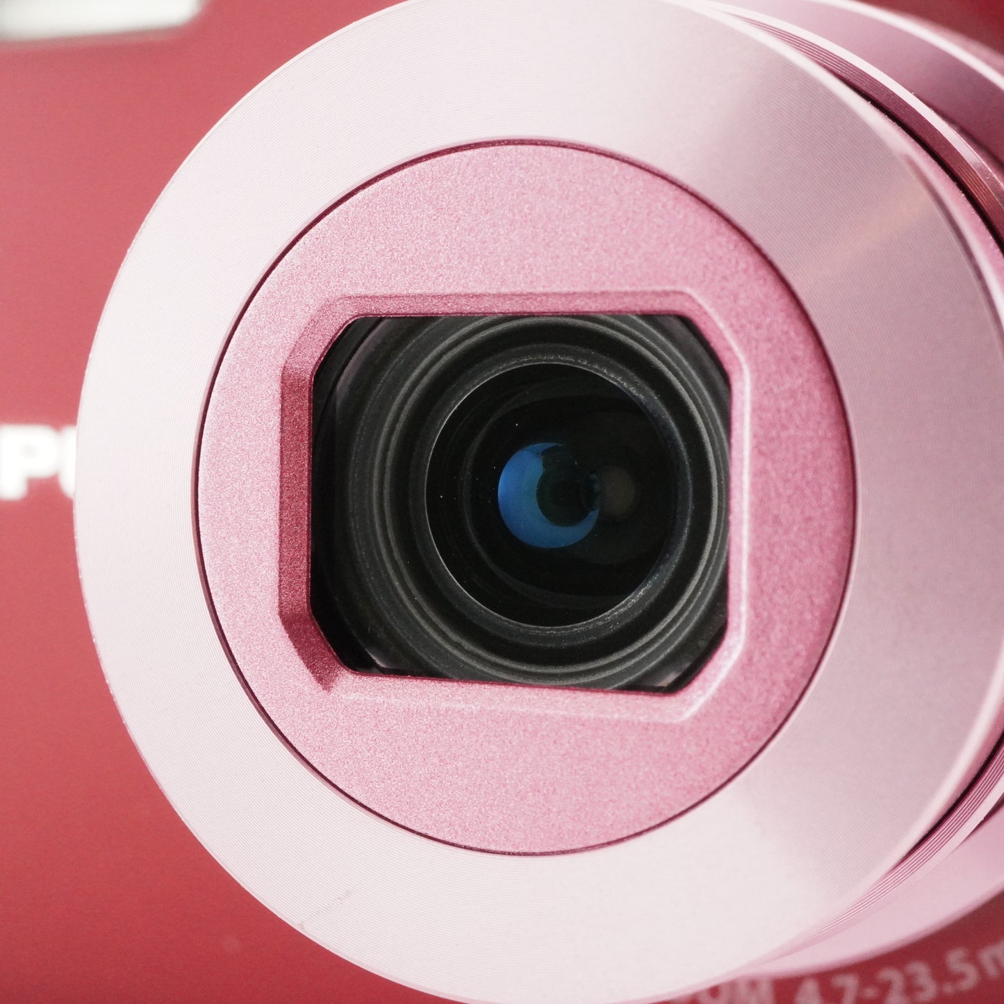 OLYMPUS VH-210 Red With 4GB SDHC Card Digital Camera from Japan #6155