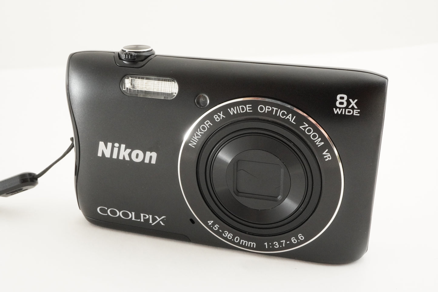 Nikon COOLPIX S3700 Black In Box & 4GB SDHC Card Digital Camera from Japan #1855