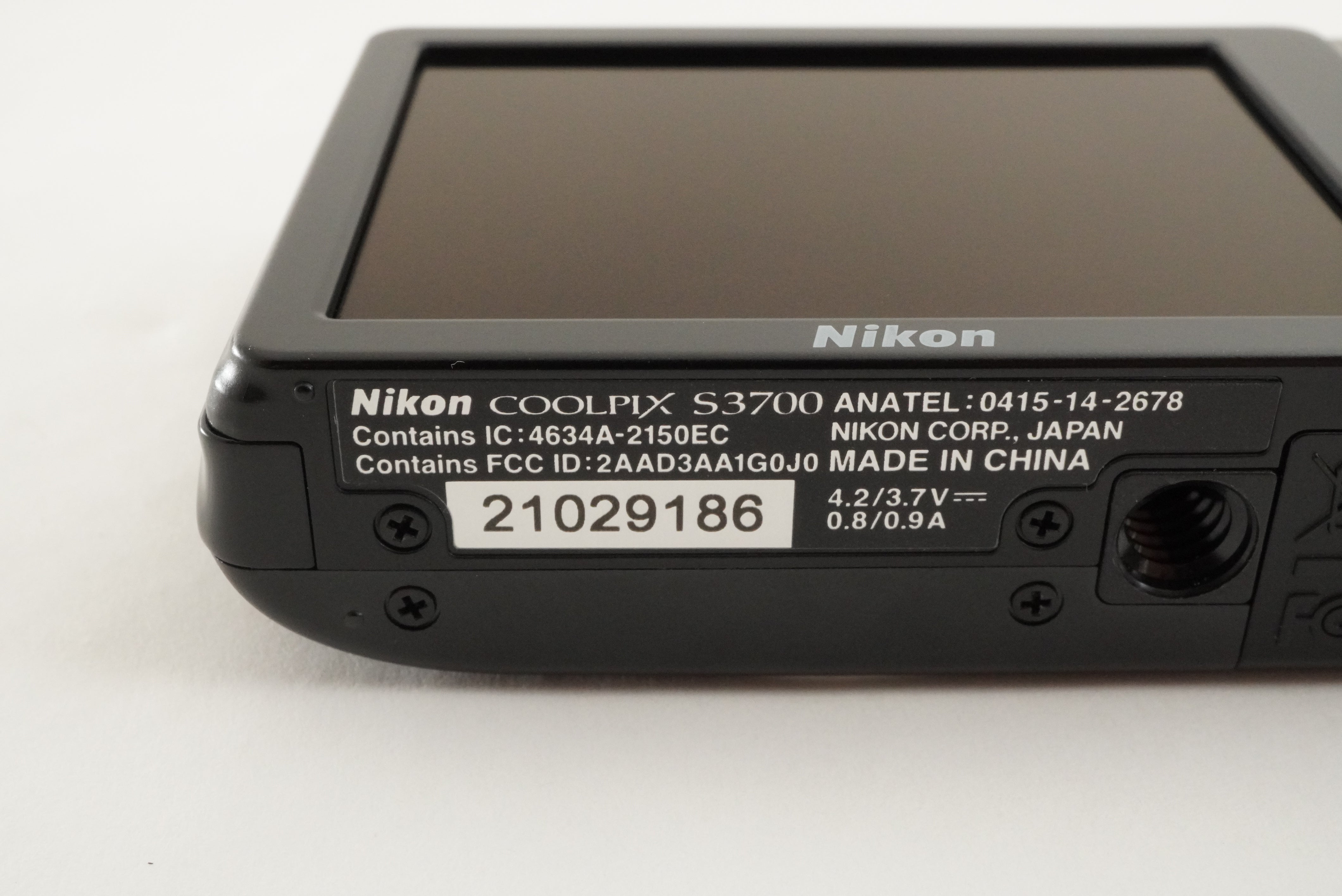 Nikon COOLPIX S3700 Black In Box & 4GB SDHC Card Digital