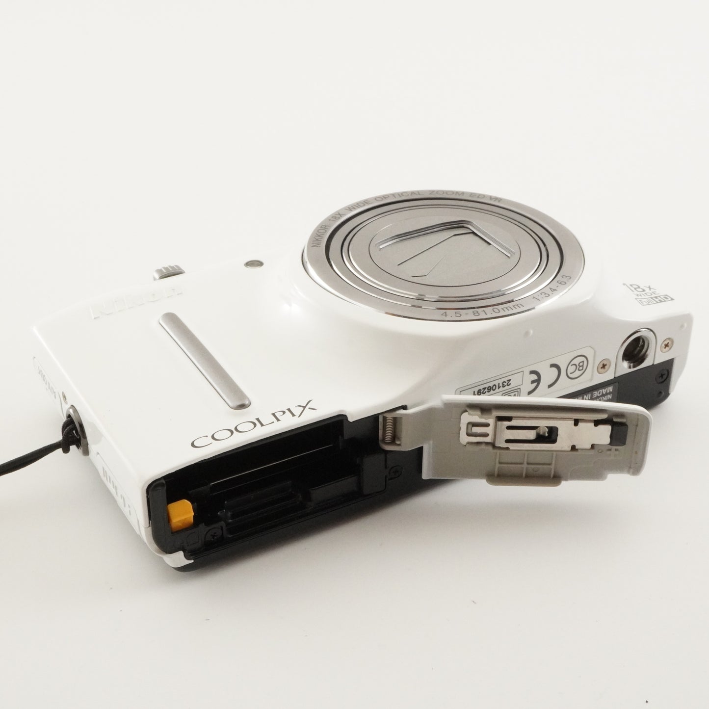 Nikon COOLPIX S9400 White With 4GB SDHC Card Digital Camera from Japan #6157