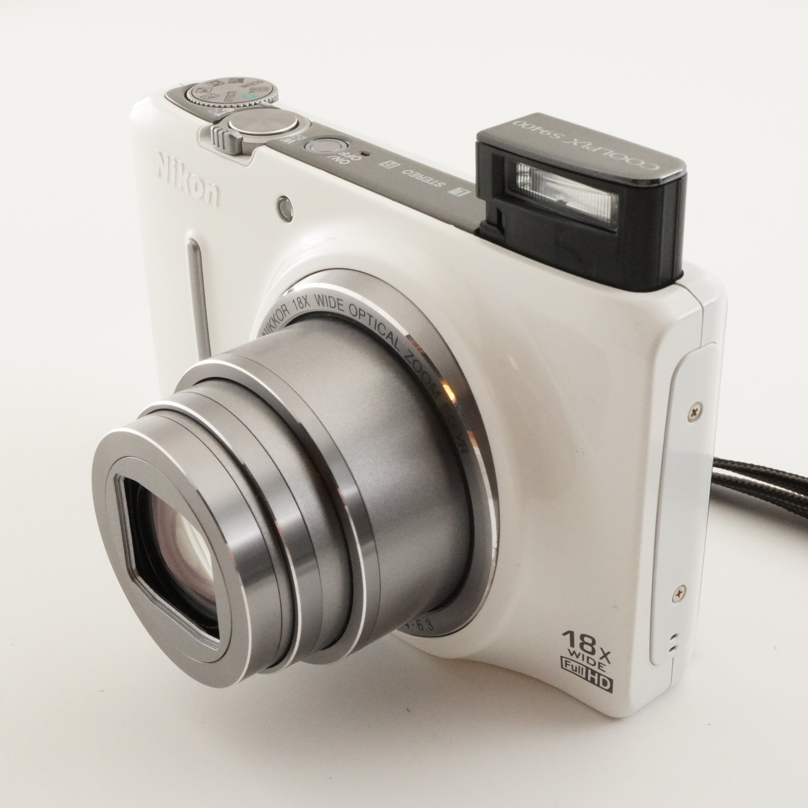 Nikon COOLPIX S9400 デジタルカメラ ホワイト COOLPIX S9400 - 概要 | コンパクトデジタルカメラ | ニコン