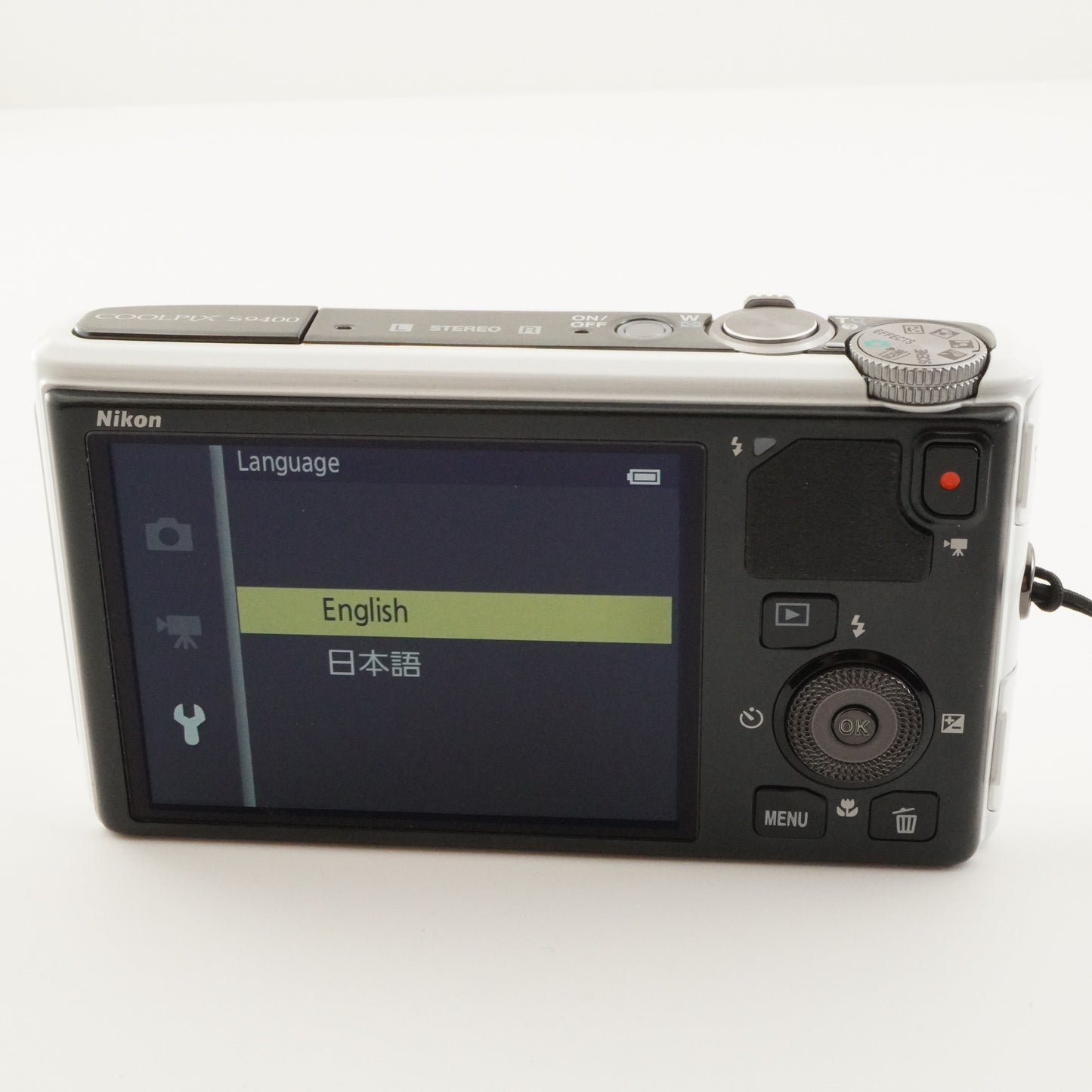 Nikon COOLPIX S9400 White With 4GB SDHC Card Digital Camera from Japan #6157