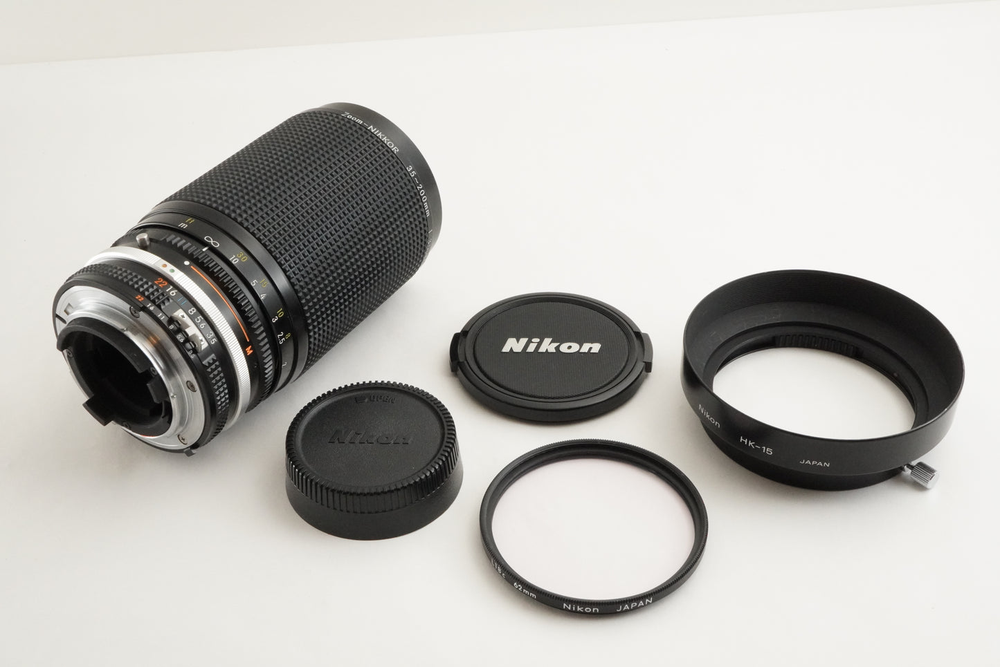 Nikon Ai-s Zoom-NIKKOR 35-200mm F3.5-4.5 MF ZOOM Lens from Japan #1935