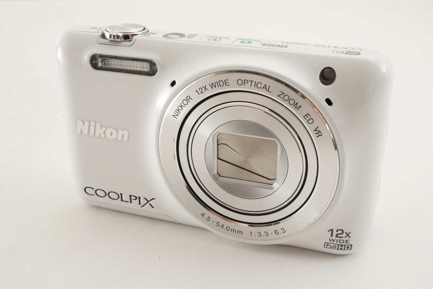 Nikon COOLPIX S6600 White With 4GB SDHC Card Digital Camera from Japan #1847