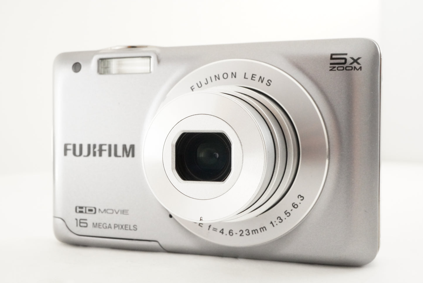 FUJIFILM FINEPIX JX680 Silver In Box With 4GB SDHC Card from Japan #1950