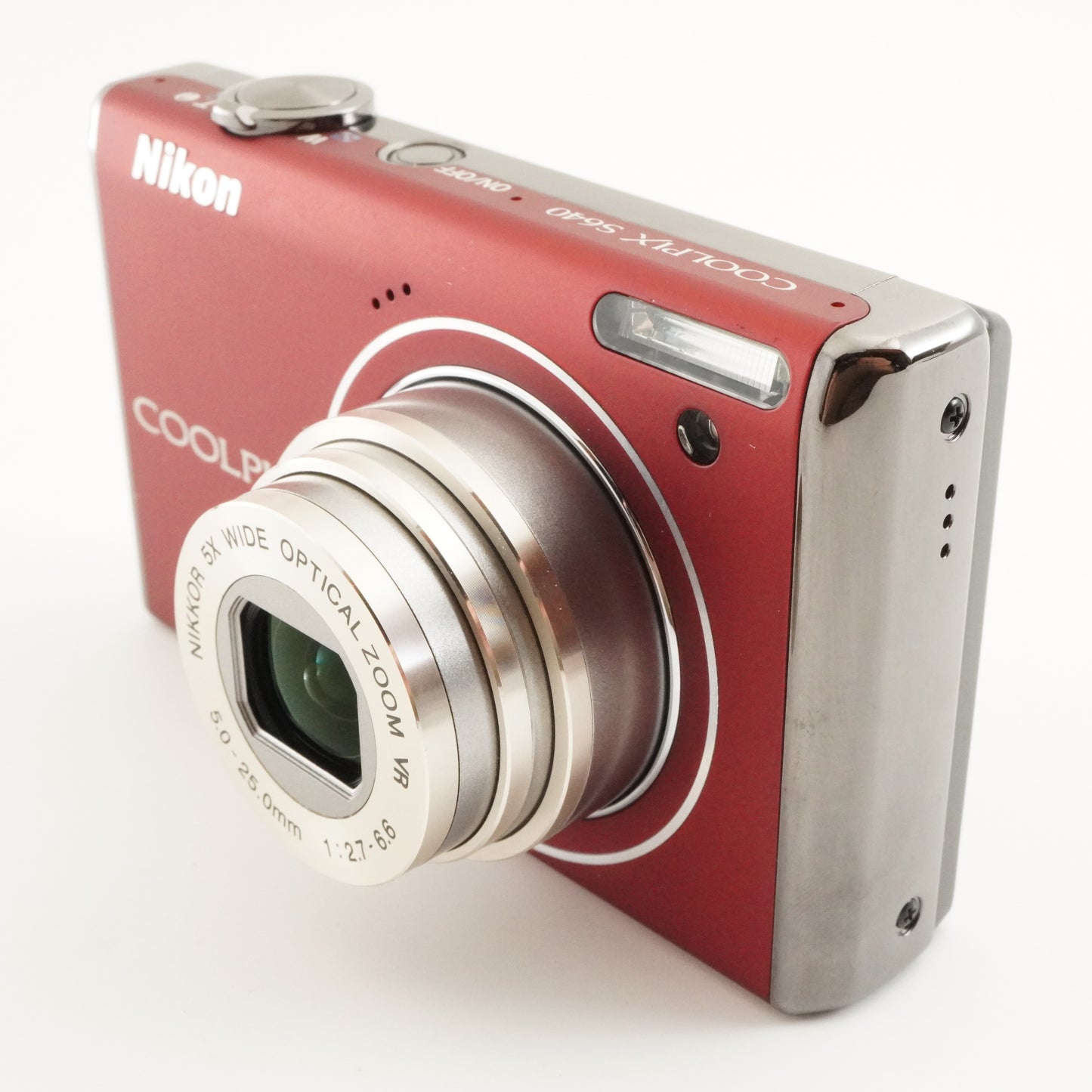 Nikon COOLPIX S640 Red In Box With 4GB SDHC Card from Japan #6816