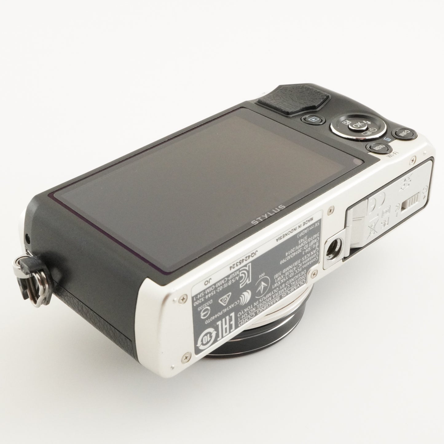 OLYMPUS STYLUS SH-1 Silver With 4GB SDHC Card from Japan #6771