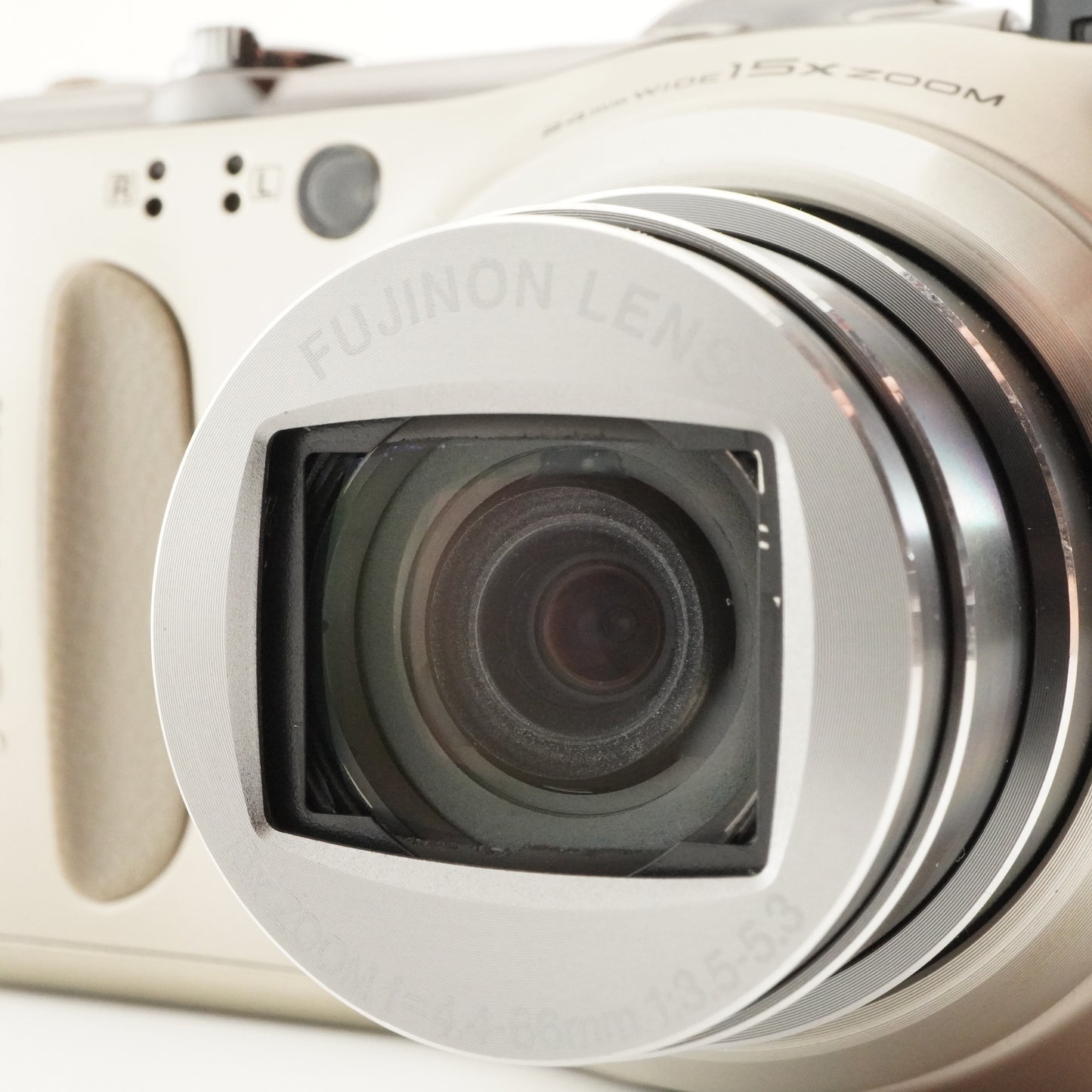 FUJIFILM FinePix F550 EXR Gold With 4GB SDHC Card from Japan #6531