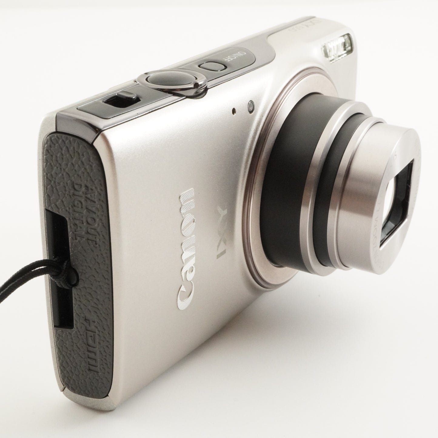 Canon IXY 650 Silver With 4GB SDHC Card from Japan #6799