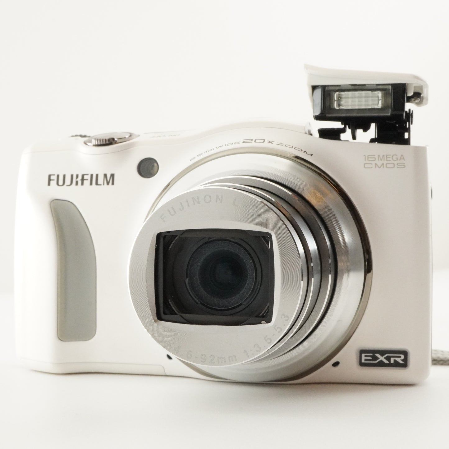 FUJIFILM Finepix F800 EXR White With 4GB SDHC Card from Japan #6529