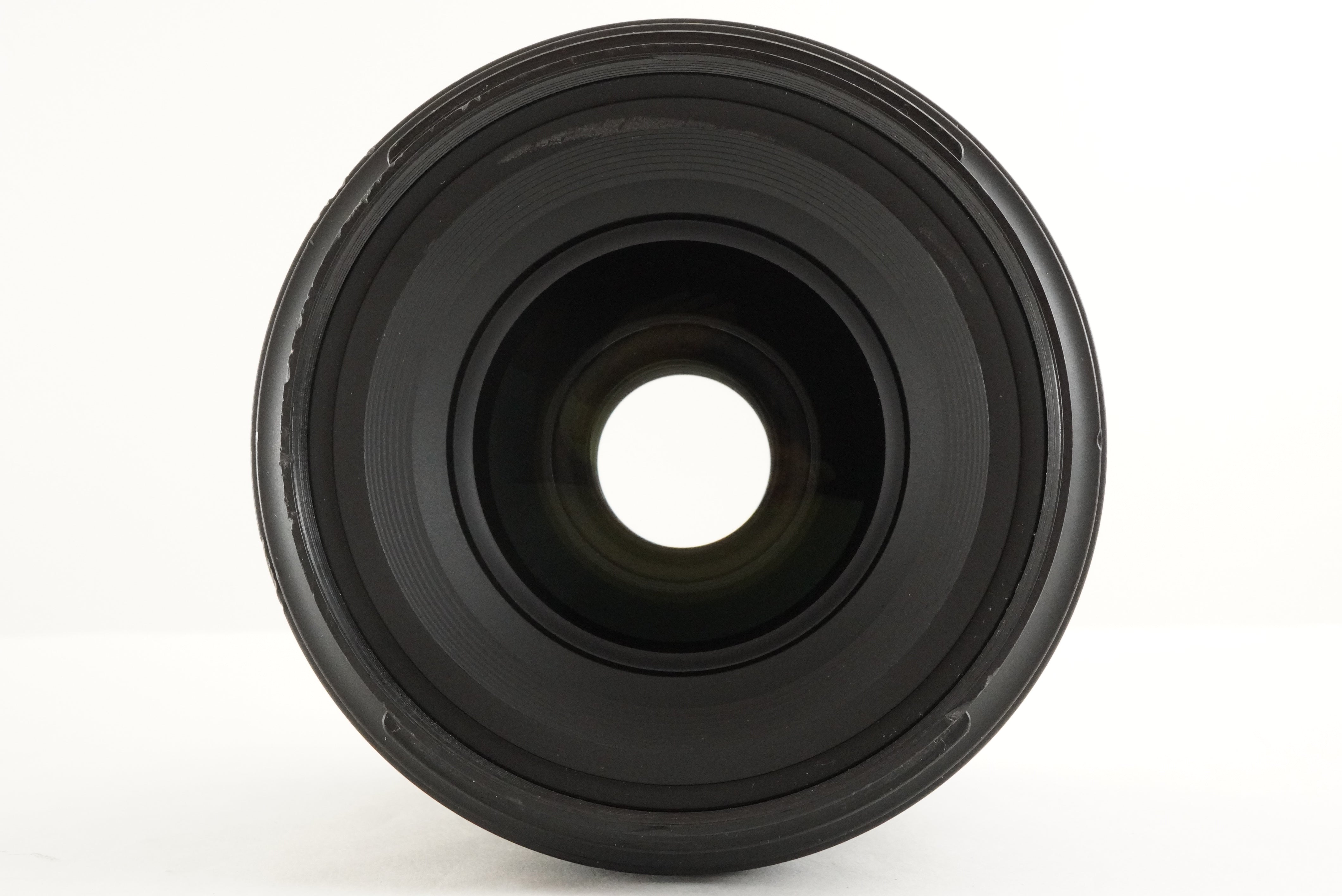 TAMRON SP 35mm F1.8 Di VC USD F012 キヤノン SP 35mm F/1.8 Di VC USD (Model F012) | Lenses | TAMRON