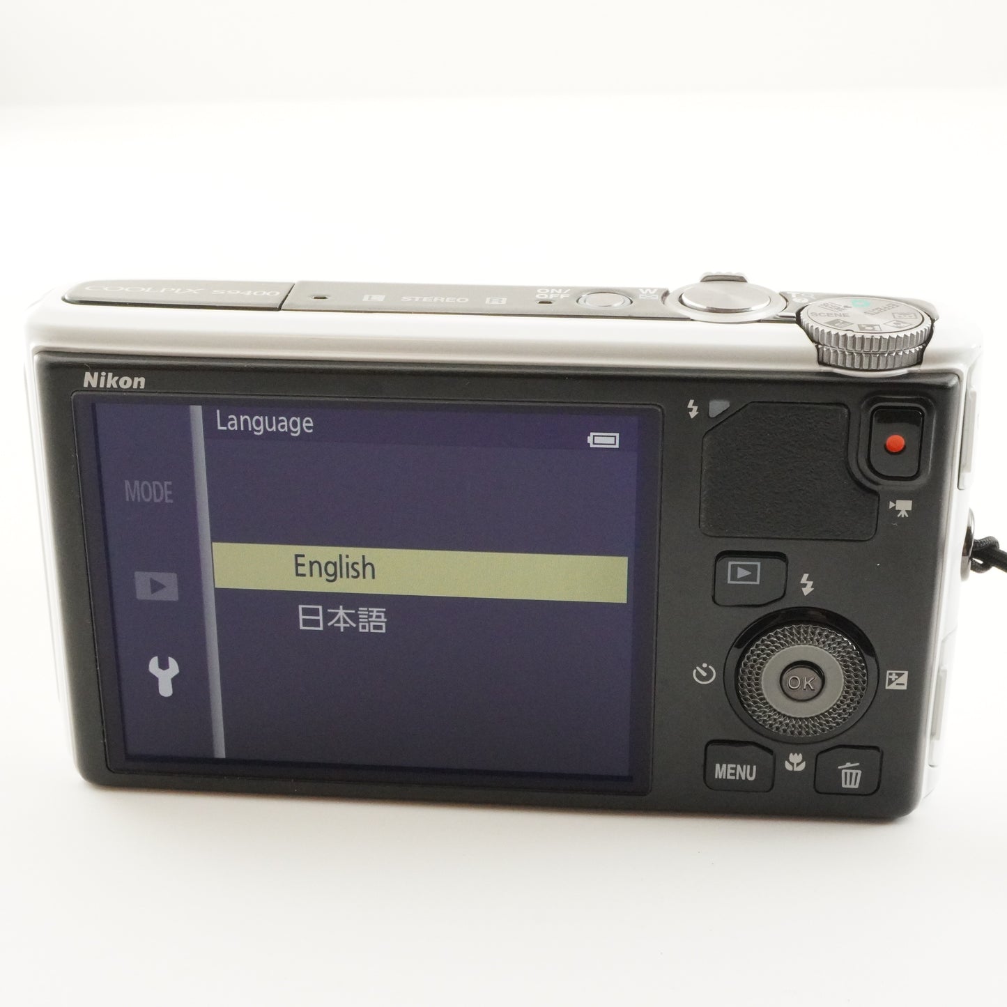 Nikon COOLPIX S9400 White With 4GB SDHC Card from Japan #6541