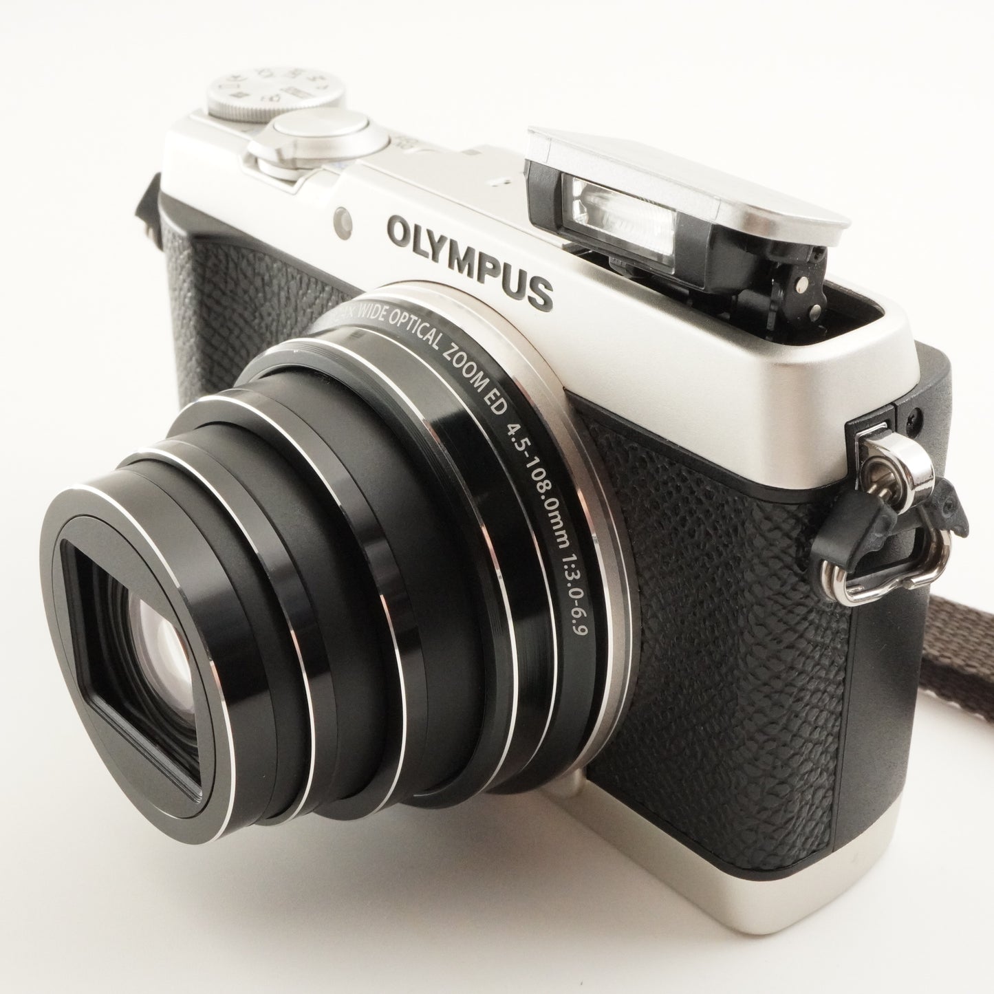 OLYMPUS STYLUS SH-2 Silver With 4GB SDHC Card Digital Camera from Japan #6884
