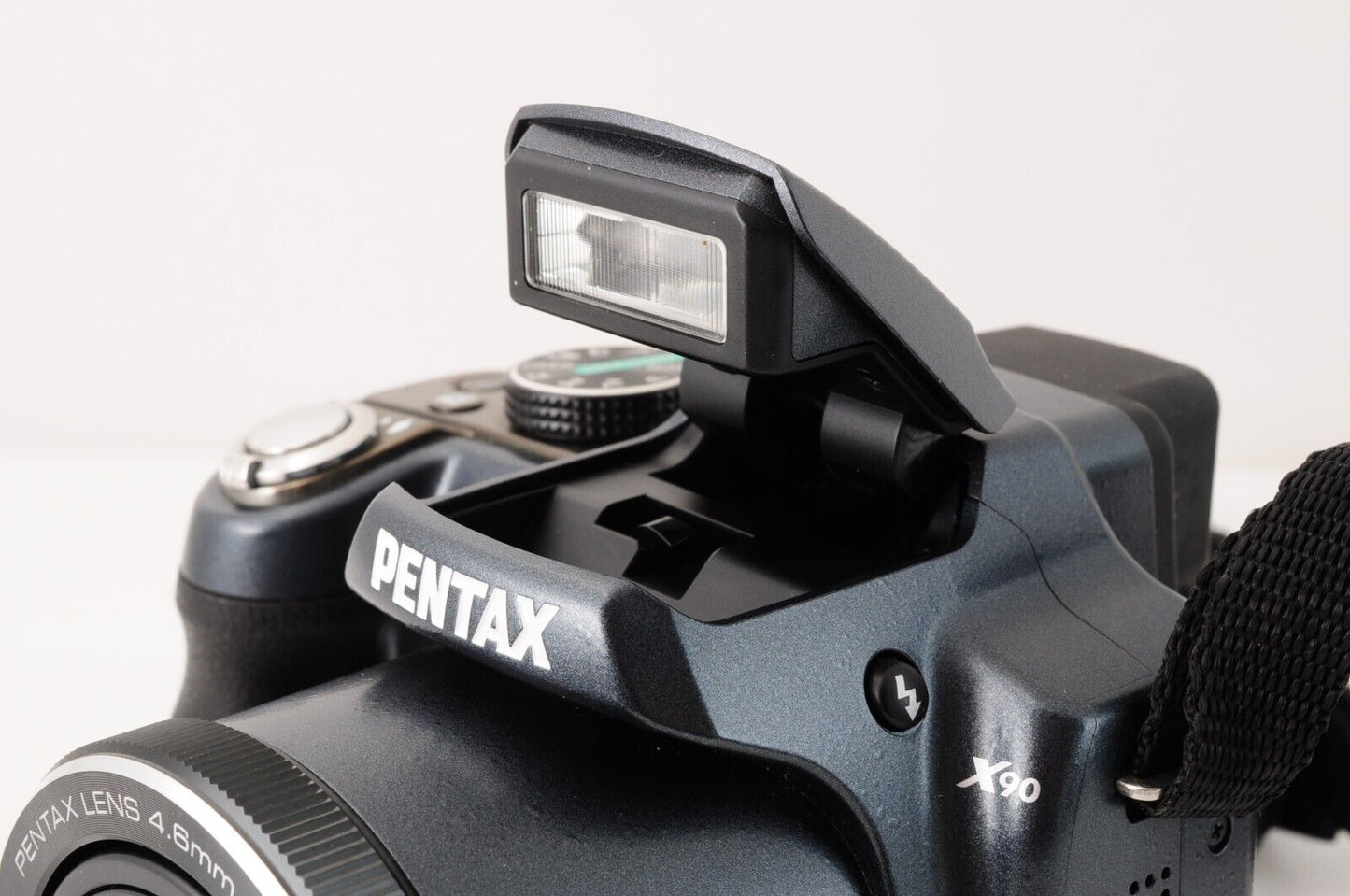 PENTAX X90 Point & Shoot Digital Camera from Japan #7219