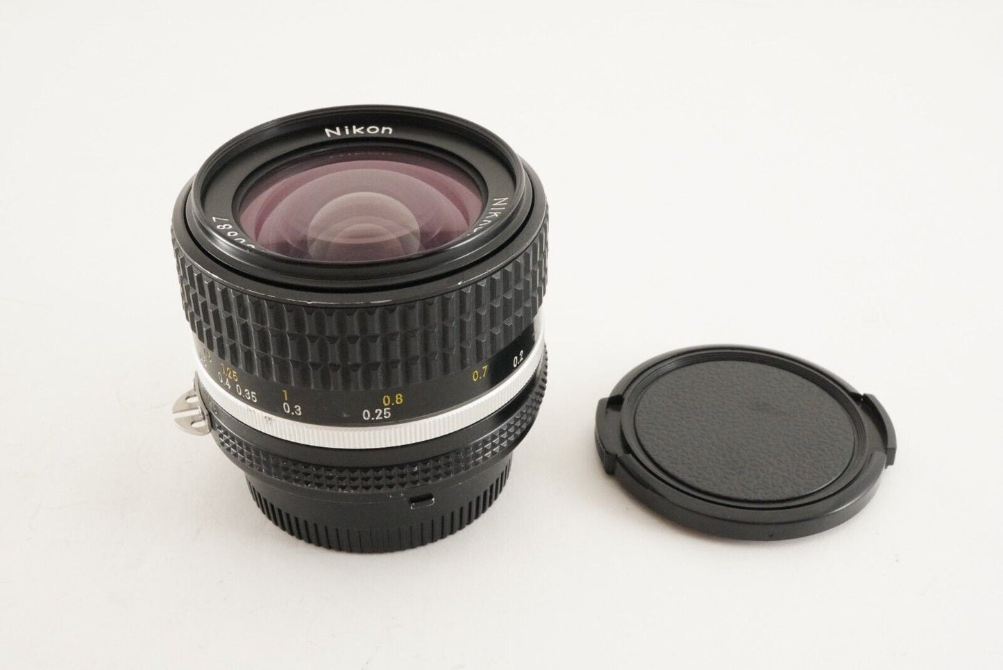 NIKON Ai-s NIKKOR 28mm F2.8 MF Wide Angle Lens from Japan #7926